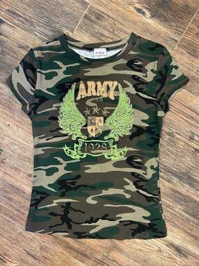 R Rouge U.S.A. Army 1928 Camo Graphic Y2K Baby Tee Size M